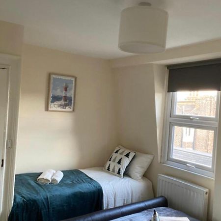 Lovely Private Rooms In Camden, Central London Ngoại thất bức ảnh